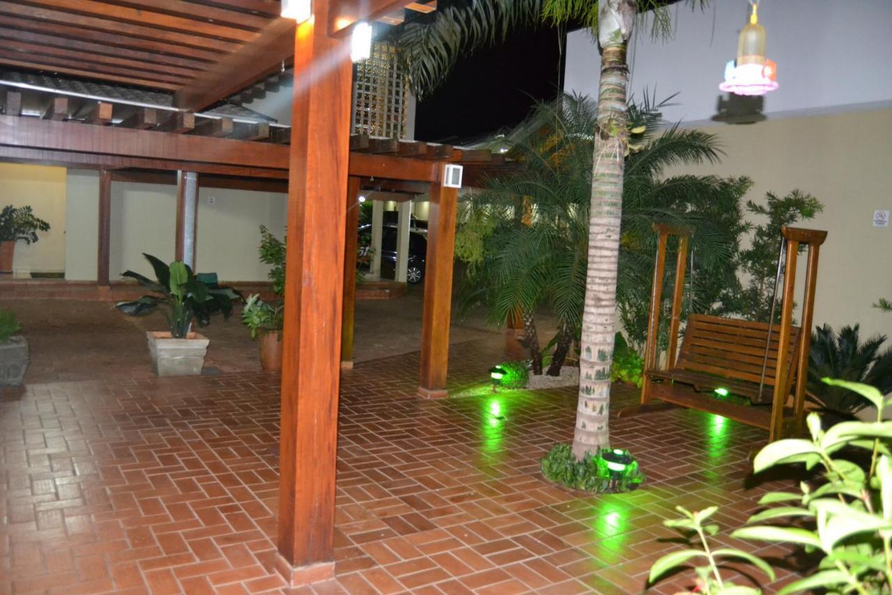 Ville Park Hotel Ourinhos Exteriör bild